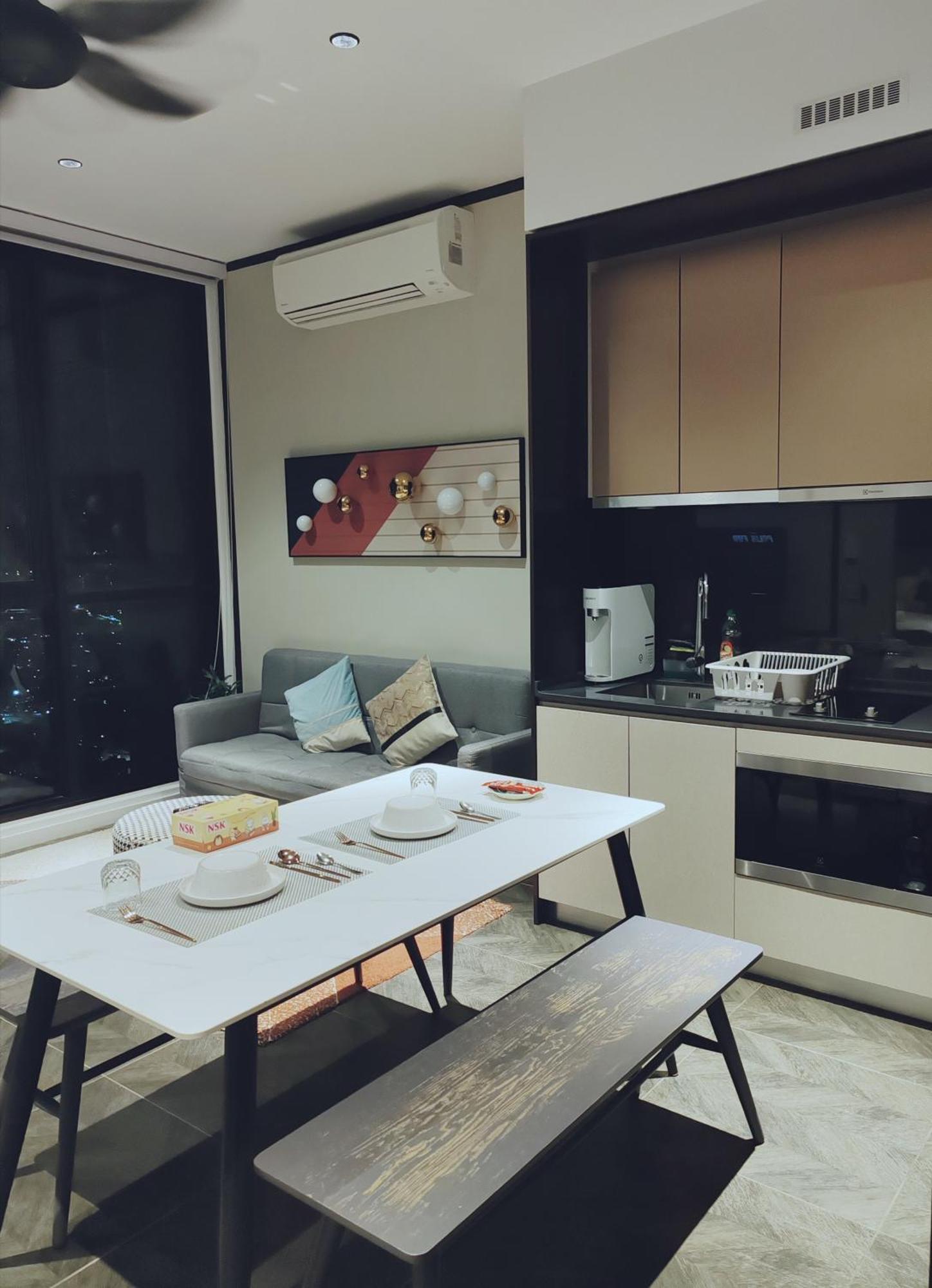 Scarletz Suites Klcc By Luxe Suites Kuala Lumpur Habitación foto