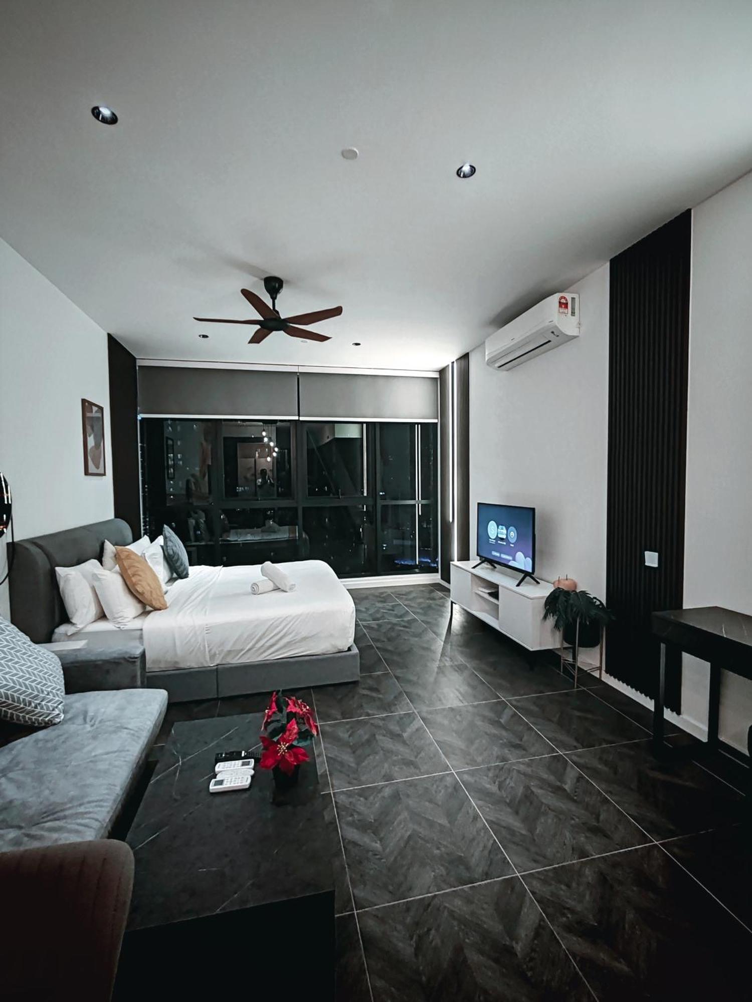 Scarletz Suites Klcc By Luxe Suites Kuala Lumpur Habitación foto