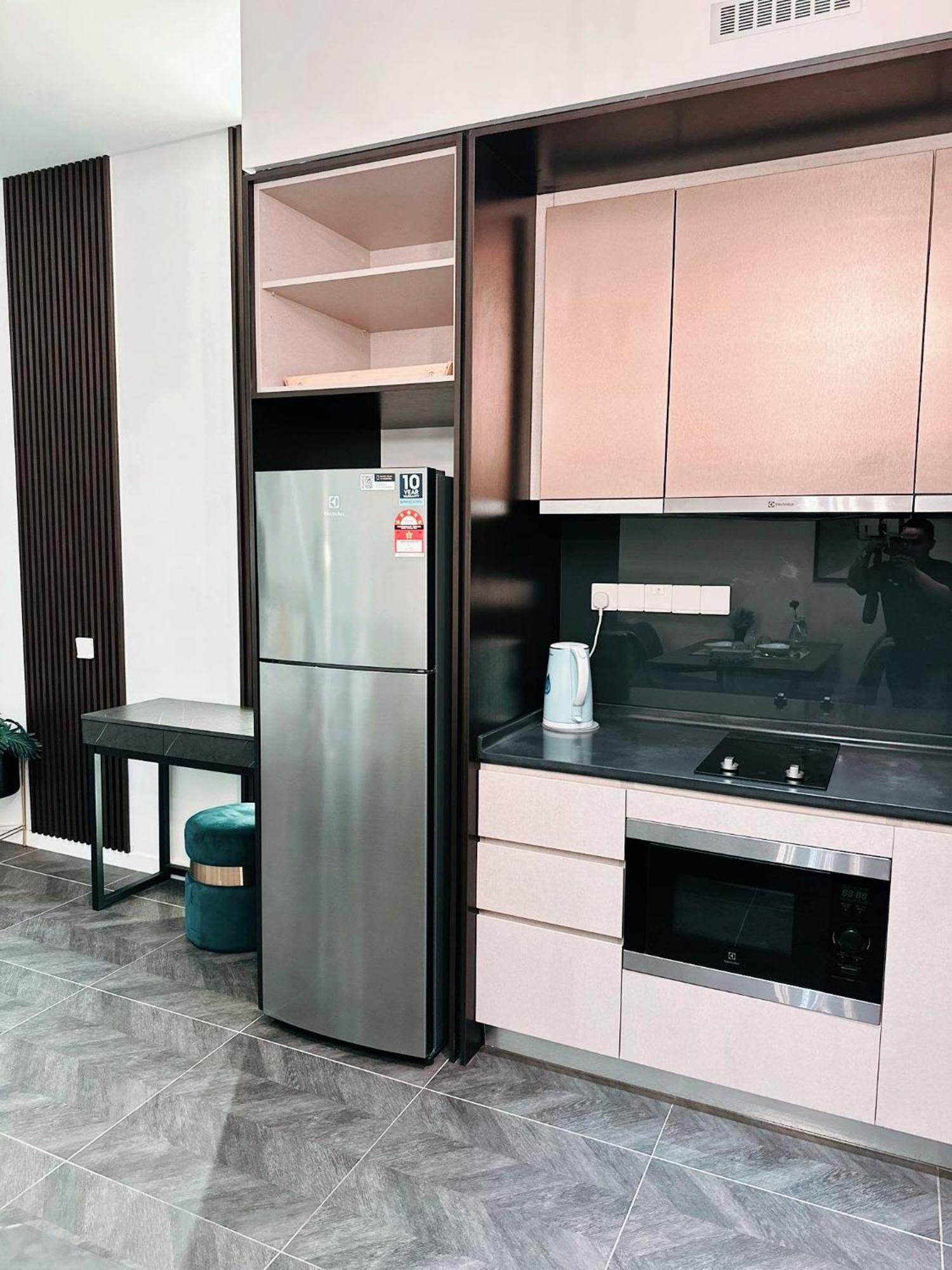 Scarletz Suites Klcc By Luxe Suites Kuala Lumpur Habitación foto